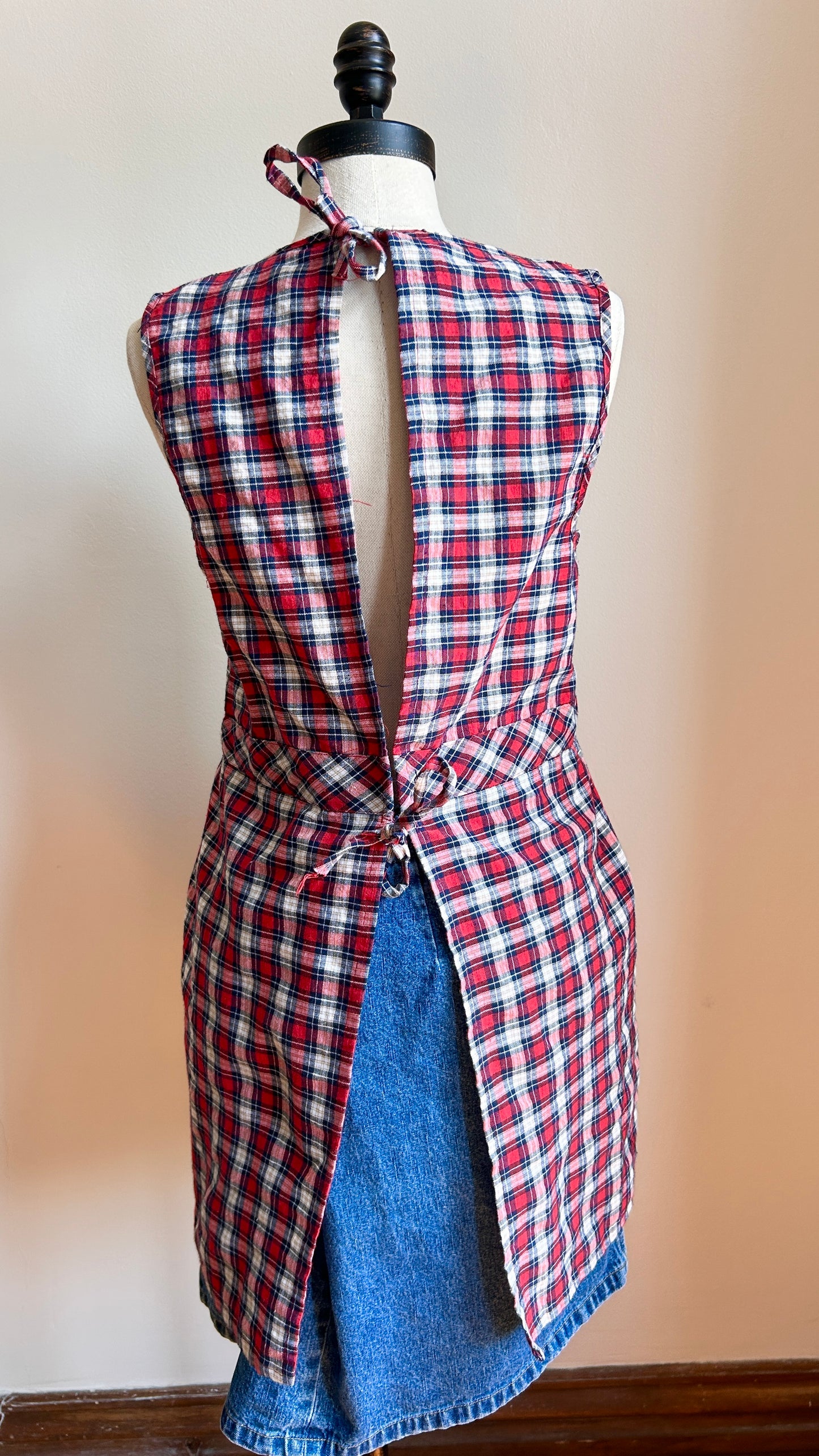 1960s red plaid apron top, sz. small
