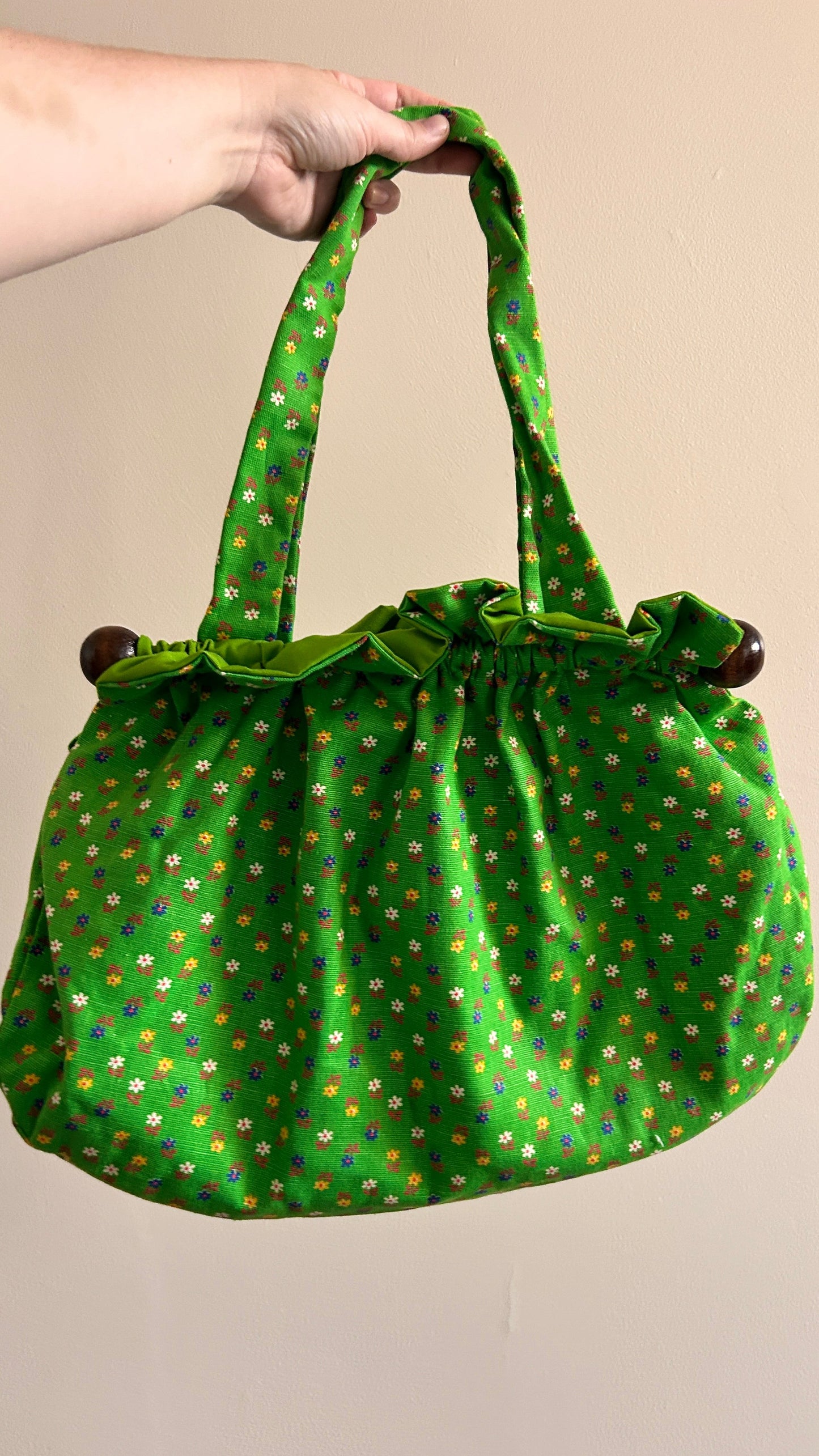 1960s green floral handbag