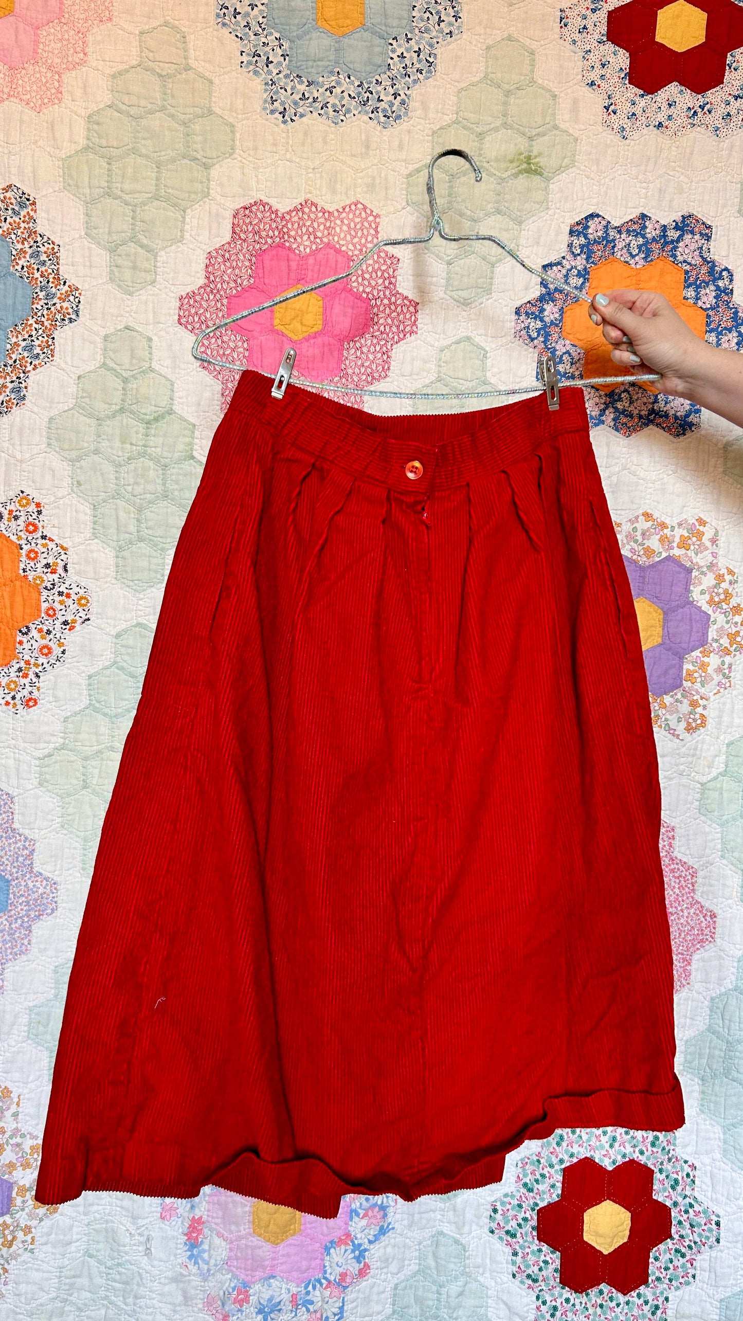 1990s red pleated corduroy midi skirt, sz. small