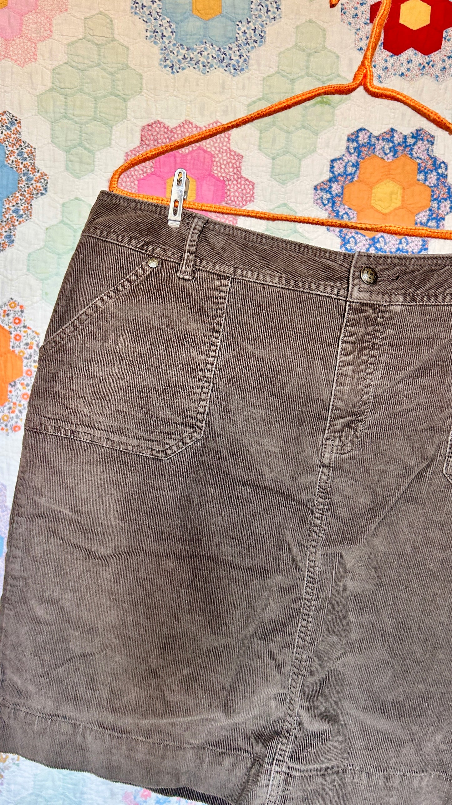 2000s brown corduroy mini skirt, sz. large