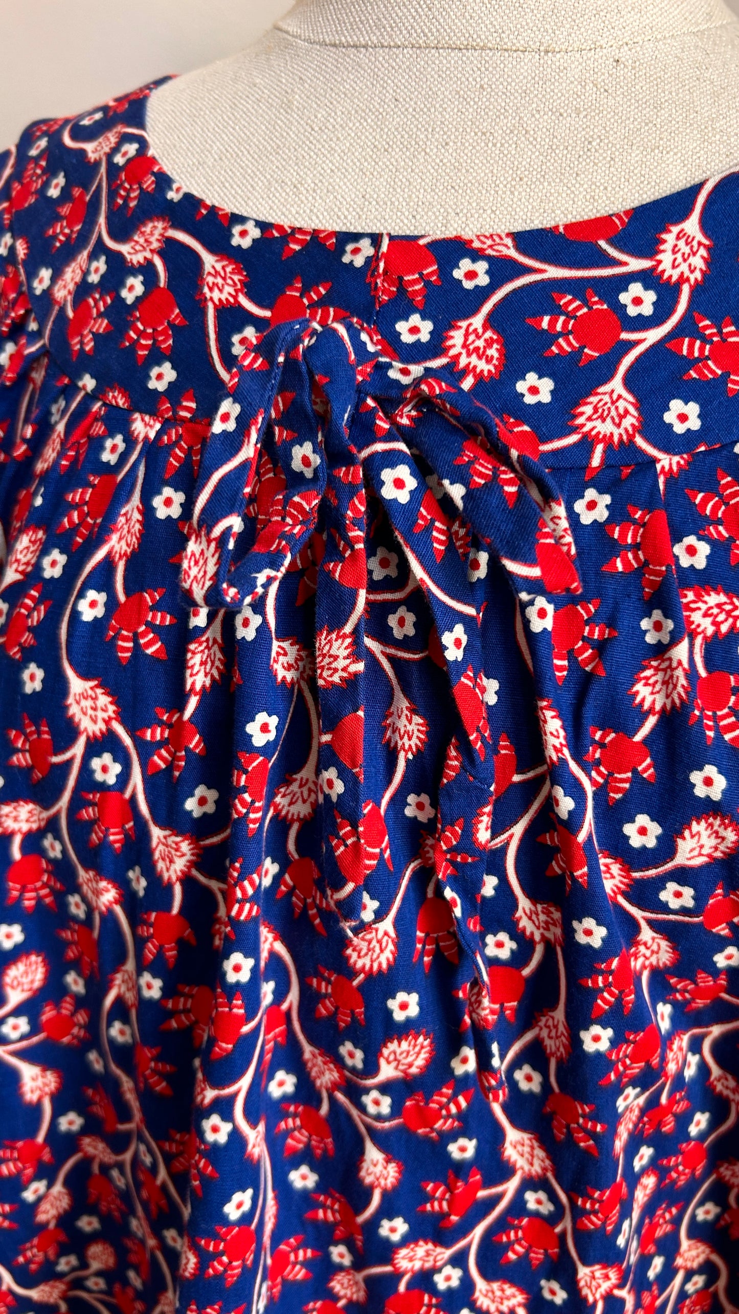 1970s navy + red floral prairie dress, sz. large/XL