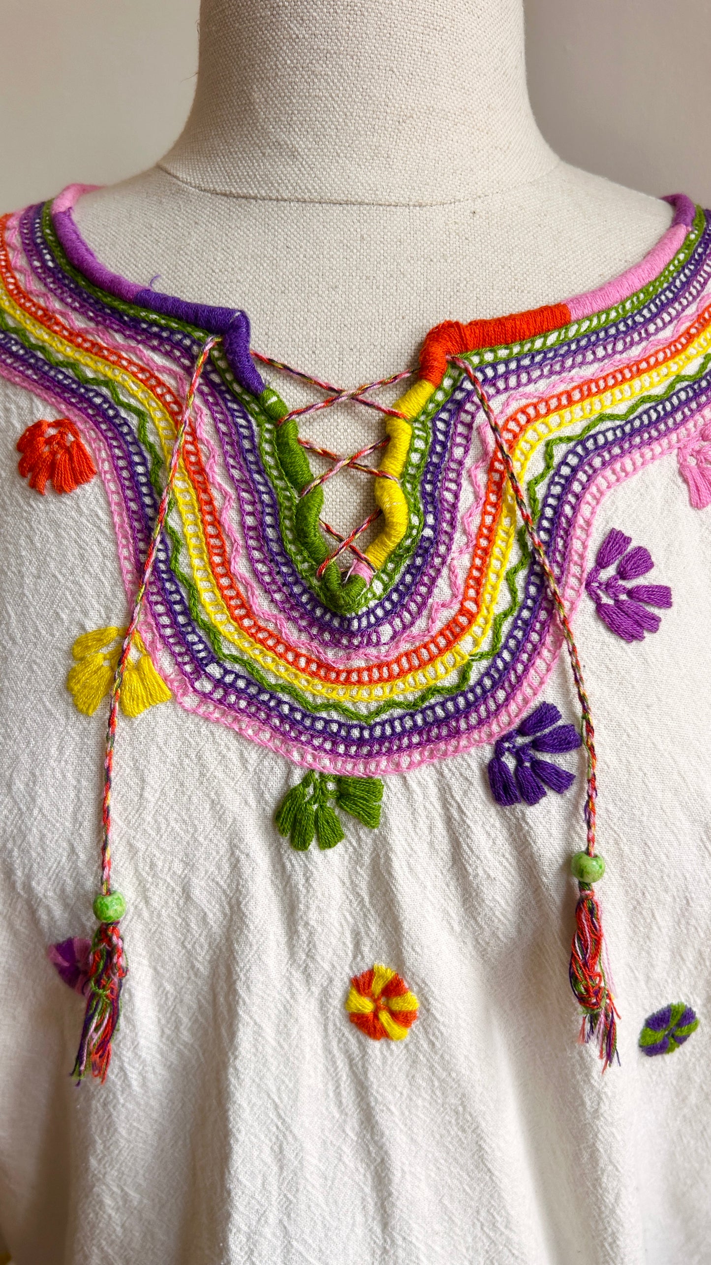 1990s cream embroidered blouse, sz. large