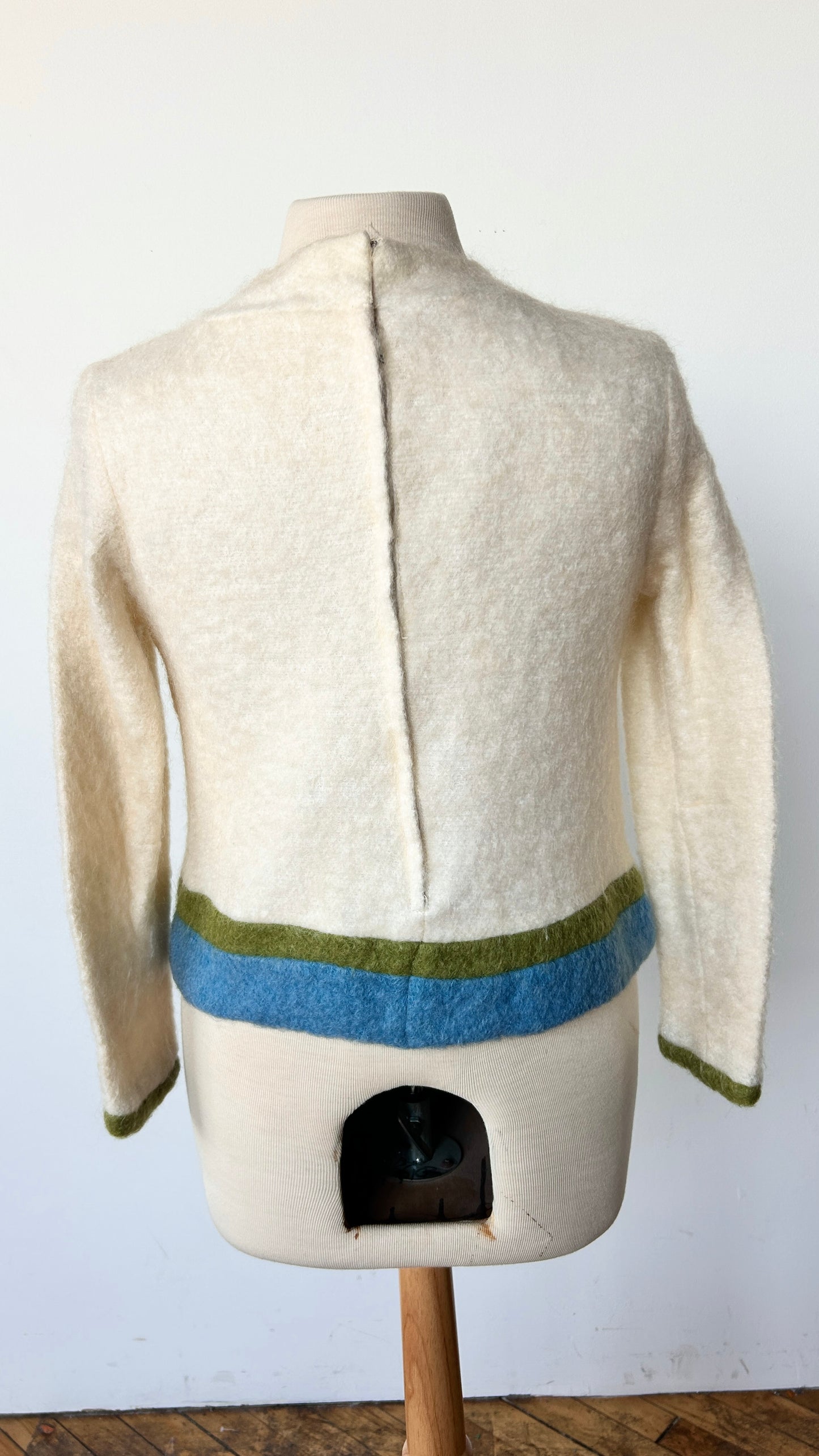 1960s cream wool sweater, sz. small/medium