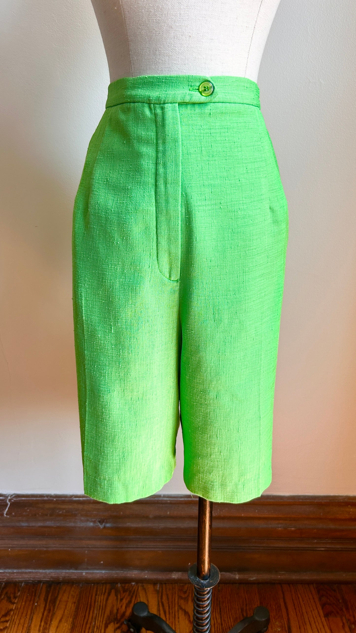 1980s electric green high-waisted shorts, sz. medium/large