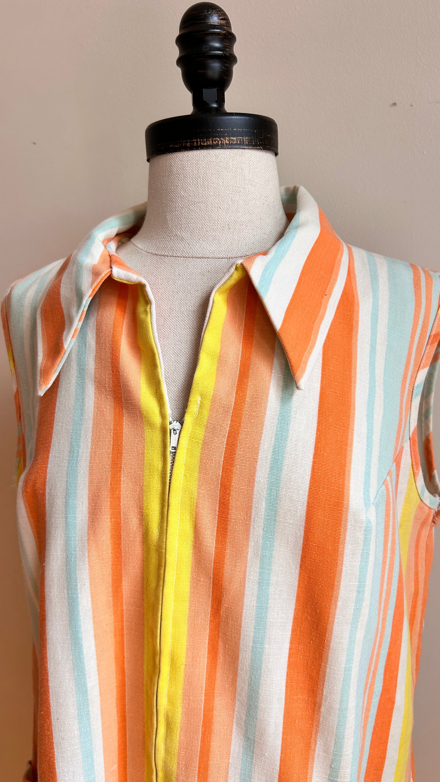 1970s cream + orange striped shift dress, sz.