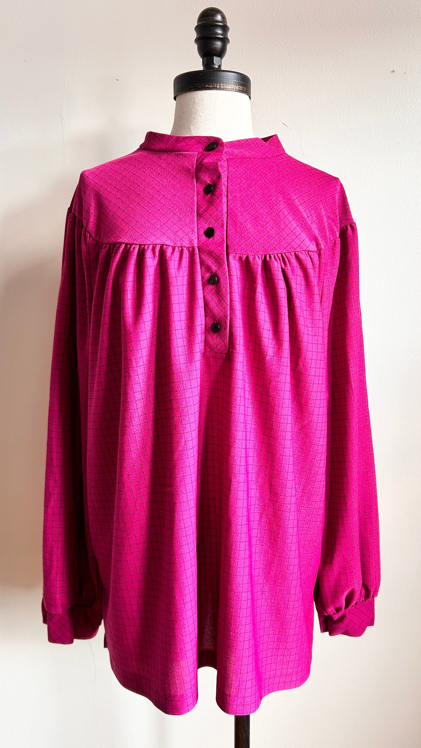1980s magenta + black grid pattern blouse, sz. 3X