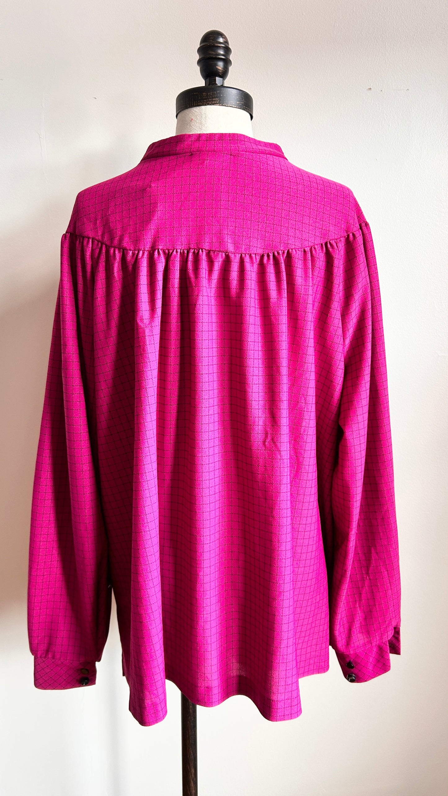 1980s magenta + black grid pattern blouse, sz. 3X
