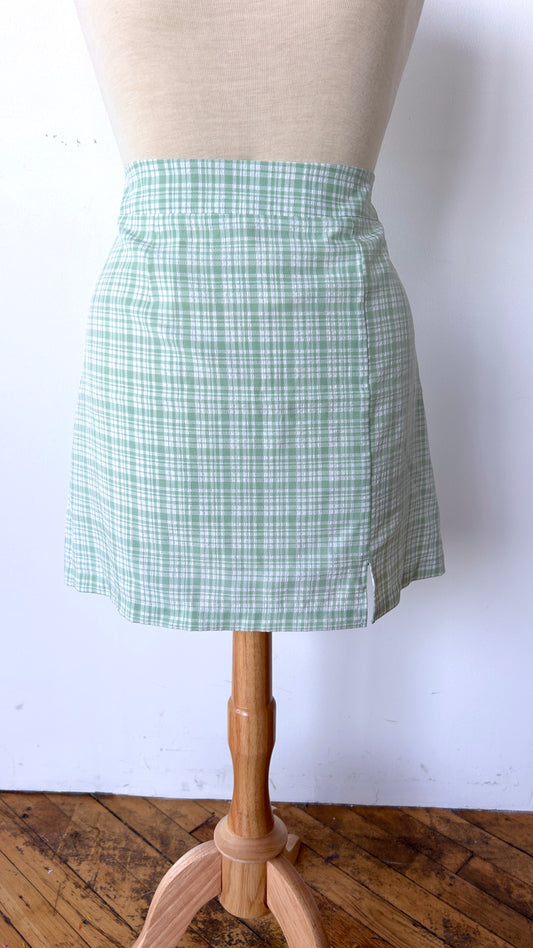 2000s mint green + white plaid mini skirt, sz. medium