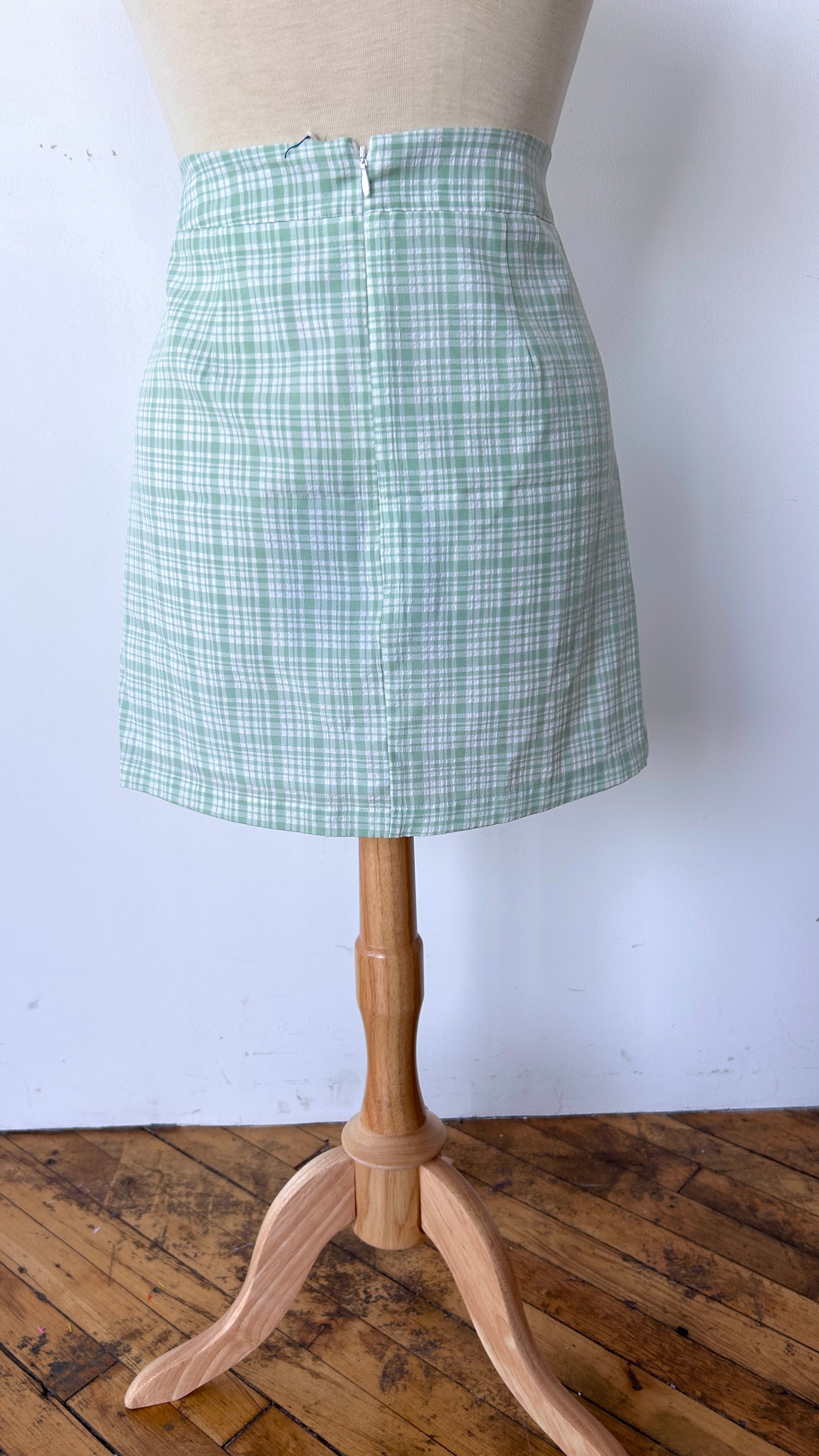 2000s mint green + white plaid mini skirt, sz. medium