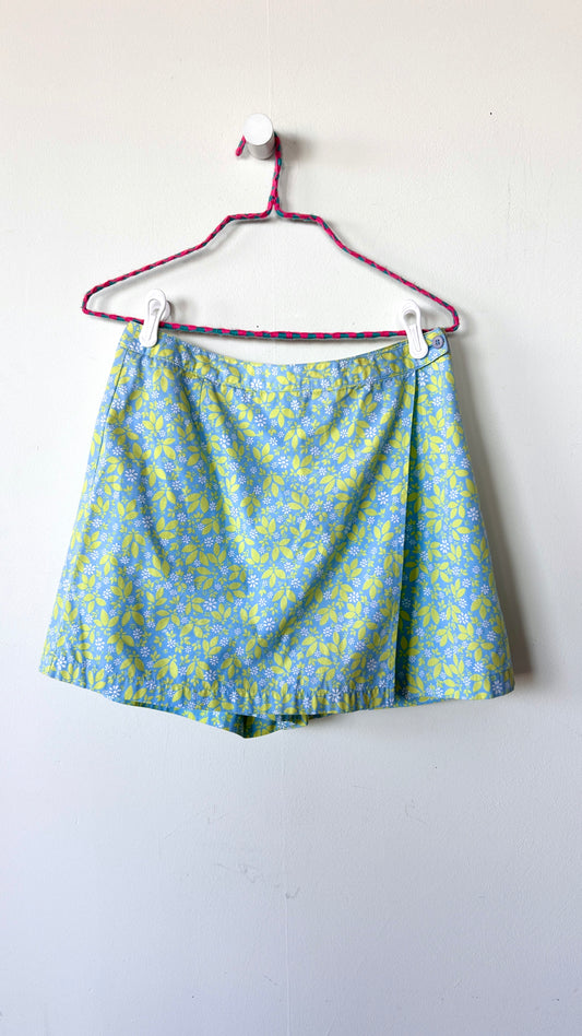 2000s blue + green leaf pattern skort, sz. medium