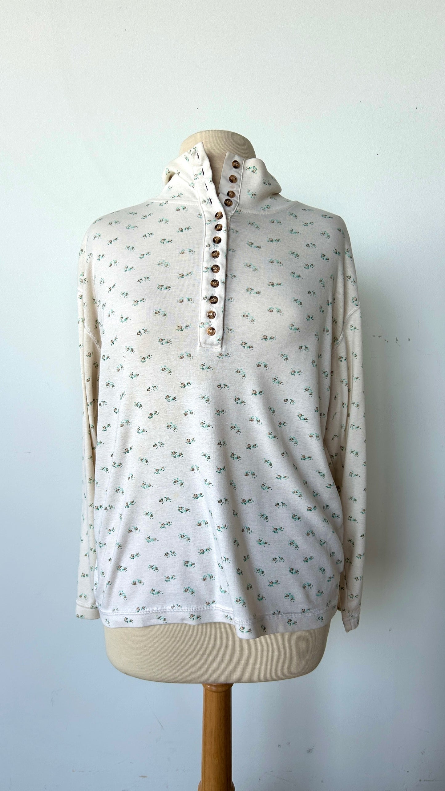 1980s cream ditsy floral henley top, sz. 1X/2X