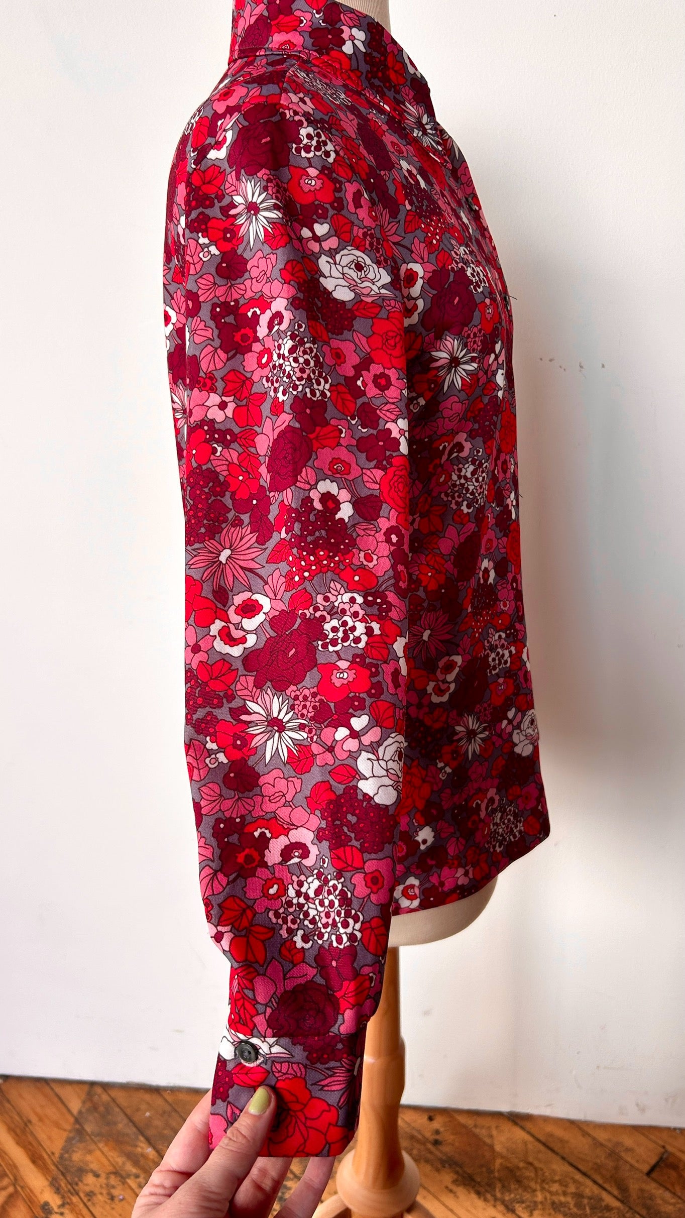 1970s red + pink floral disco shirt, sz. large/XL