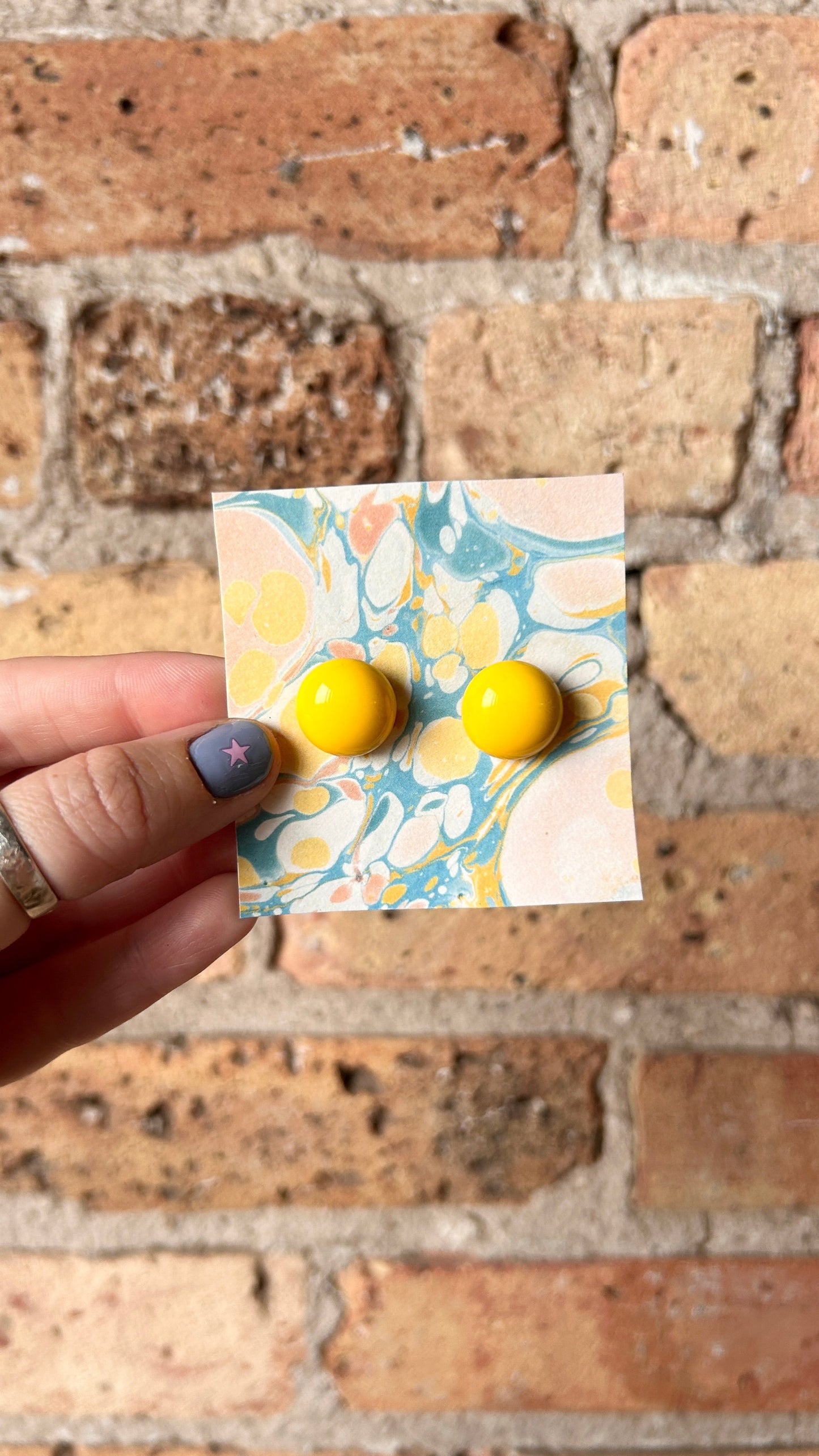 vintage yellow circle stud earrings